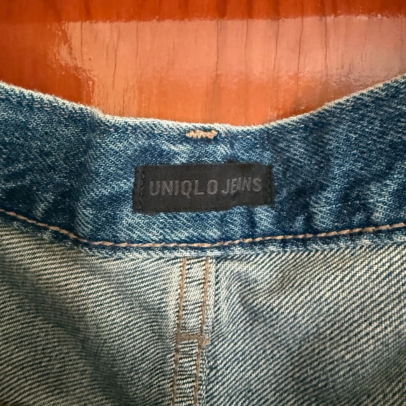Uniqlo Jeans - Picture 3 of 4